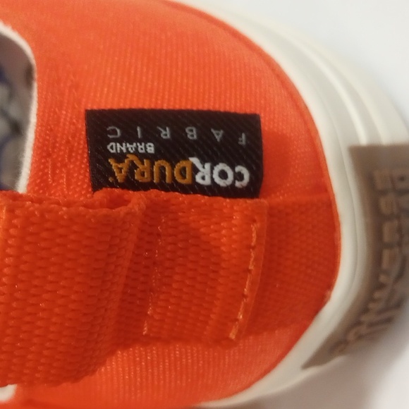 Converse Bright Orange Low-Top Sneakers Size 6 Men's, Size 8 Women Size 8. - Picture 3 of 7